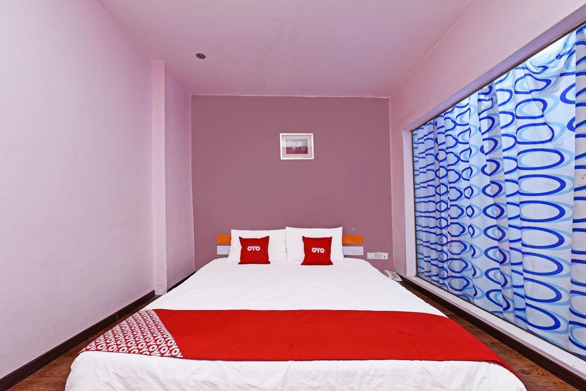 Super Oyo 992 Orange Hotel Kuala Pilah Εξωτερικό φωτογραφία