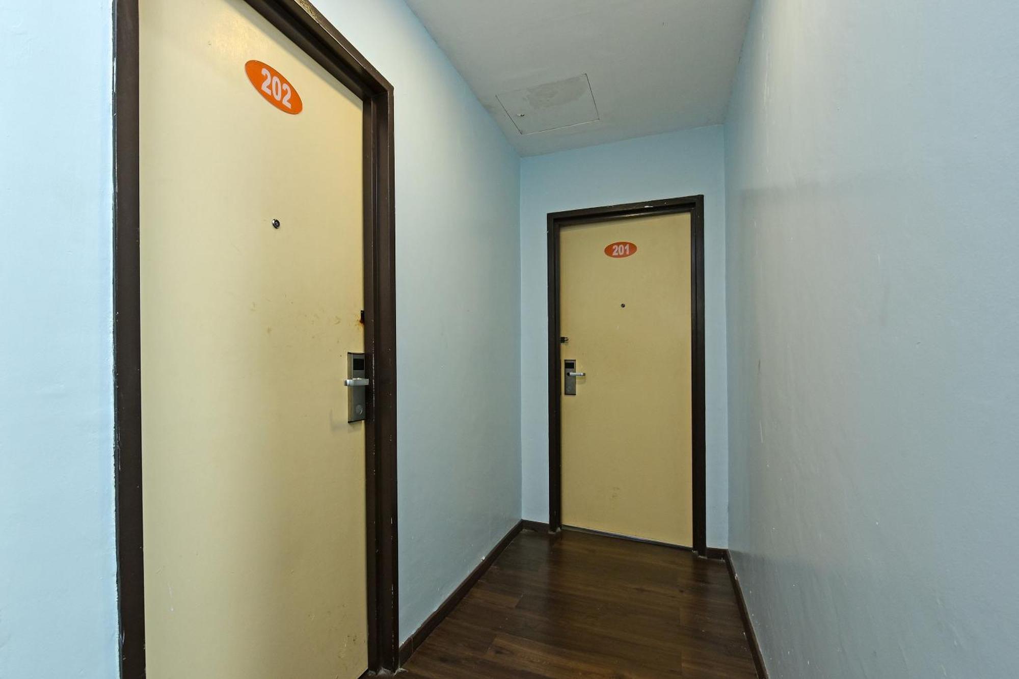 Super Oyo 992 Orange Hotel Kuala Pilah Εξωτερικό φωτογραφία