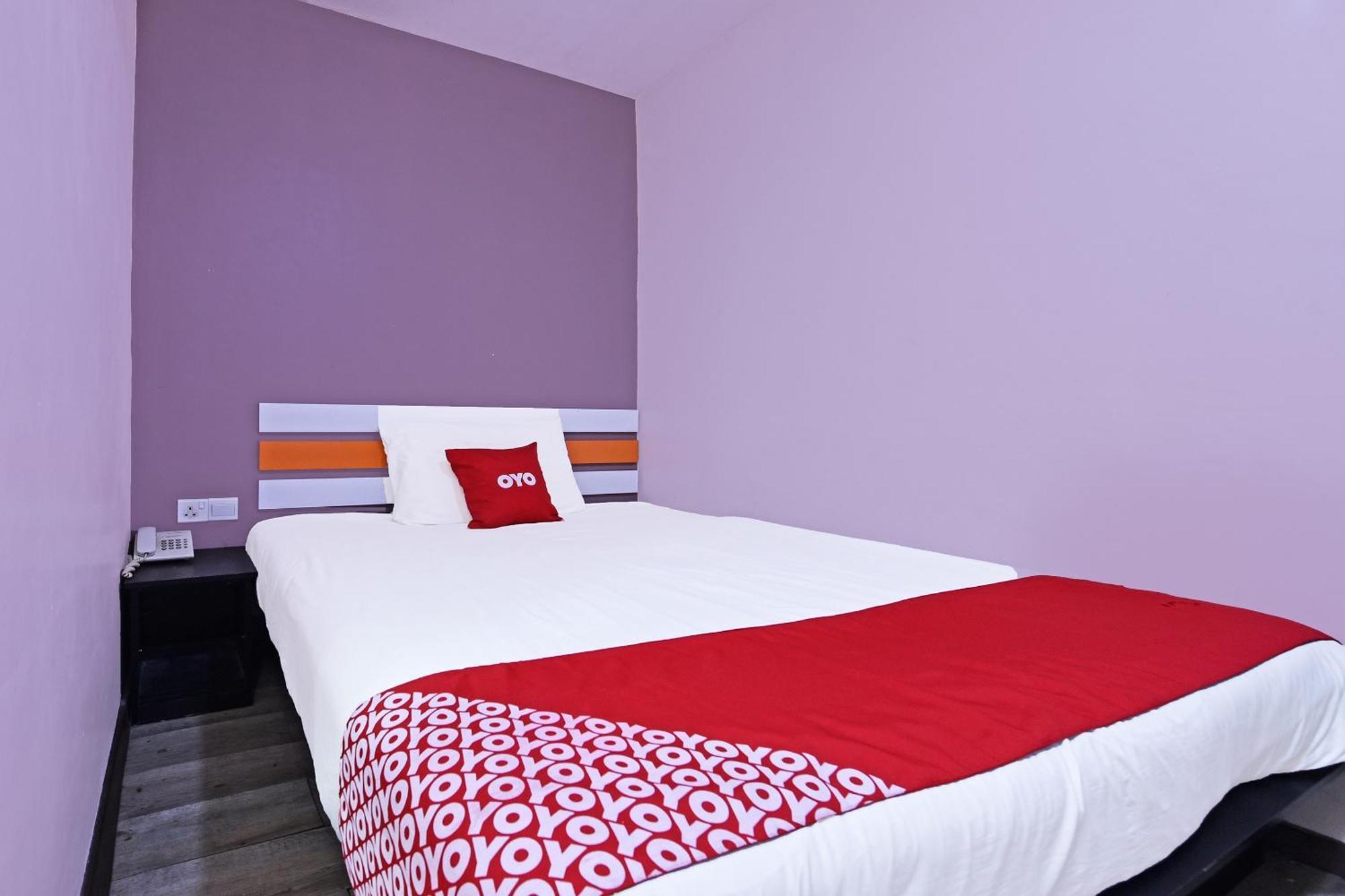 Super Oyo 992 Orange Hotel Kuala Pilah Εξωτερικό φωτογραφία