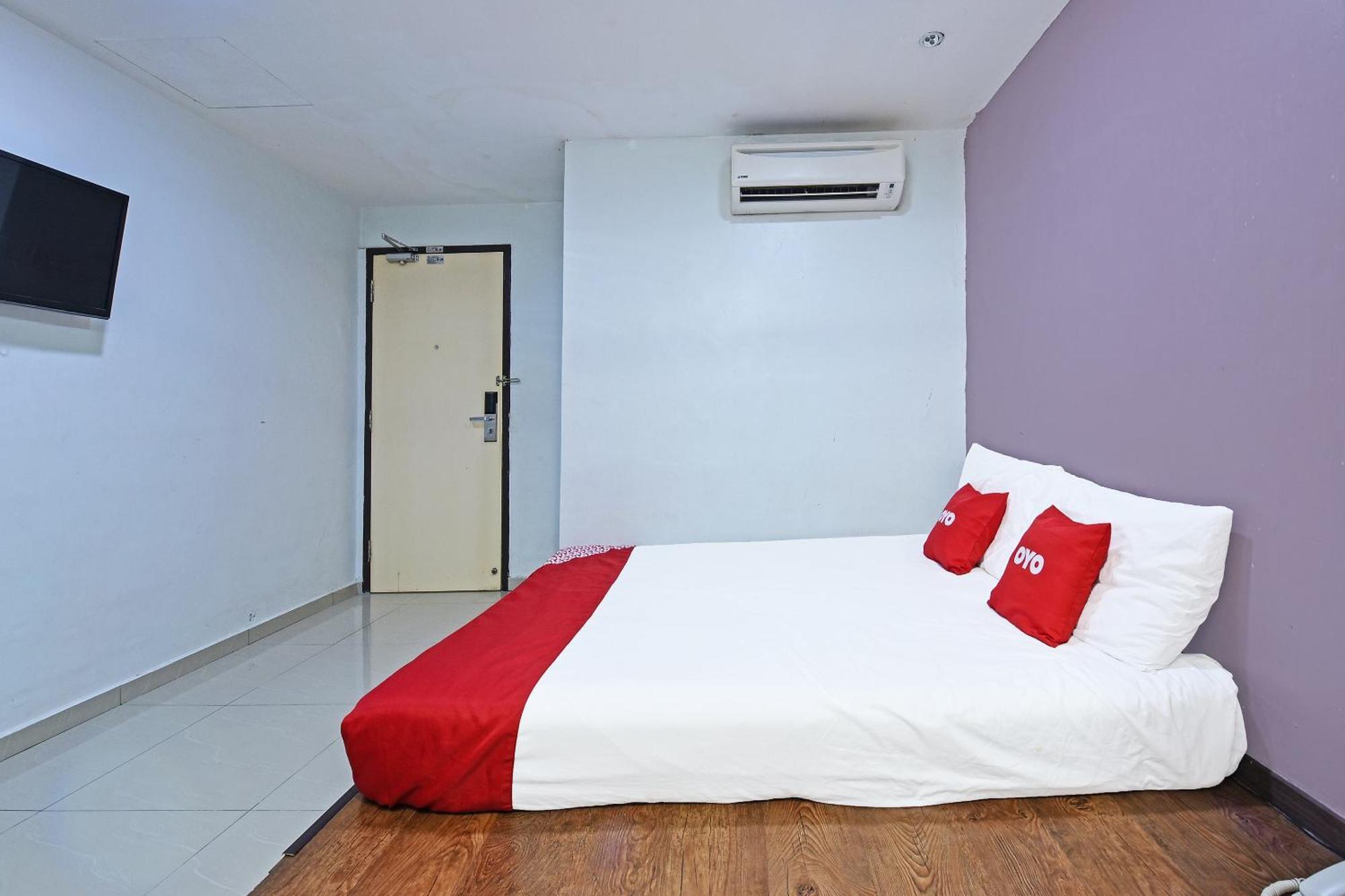 Super Oyo 992 Orange Hotel Kuala Pilah Εξωτερικό φωτογραφία
