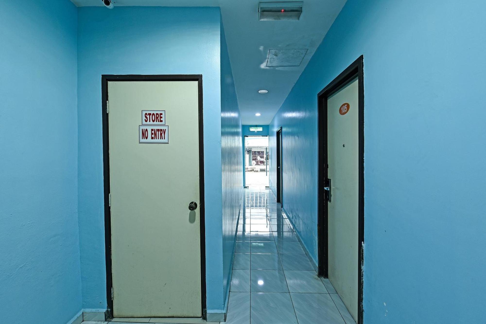 Super Oyo 992 Orange Hotel Kuala Pilah Εξωτερικό φωτογραφία