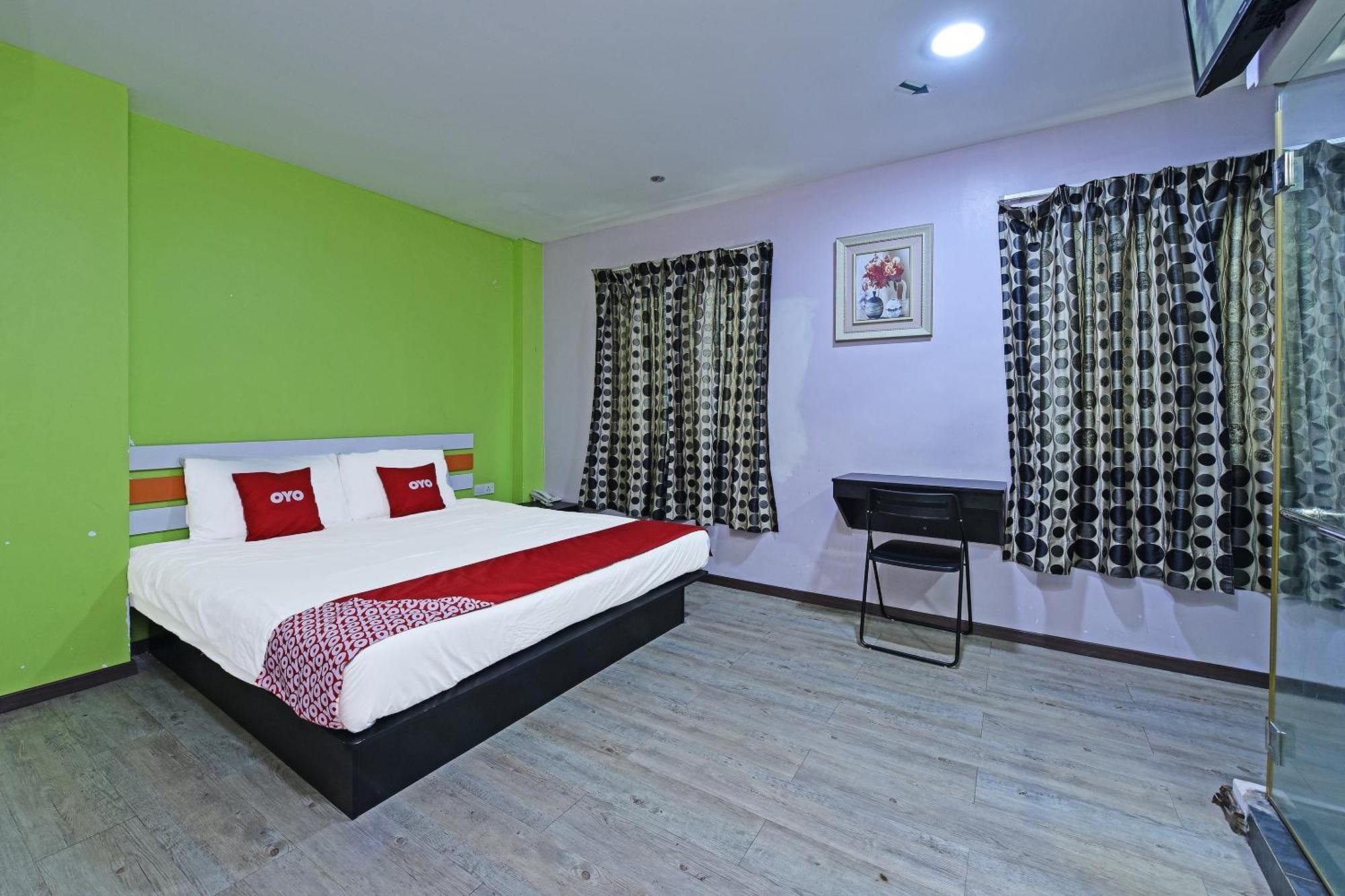 Super Oyo 992 Orange Hotel Kuala Pilah Εξωτερικό φωτογραφία