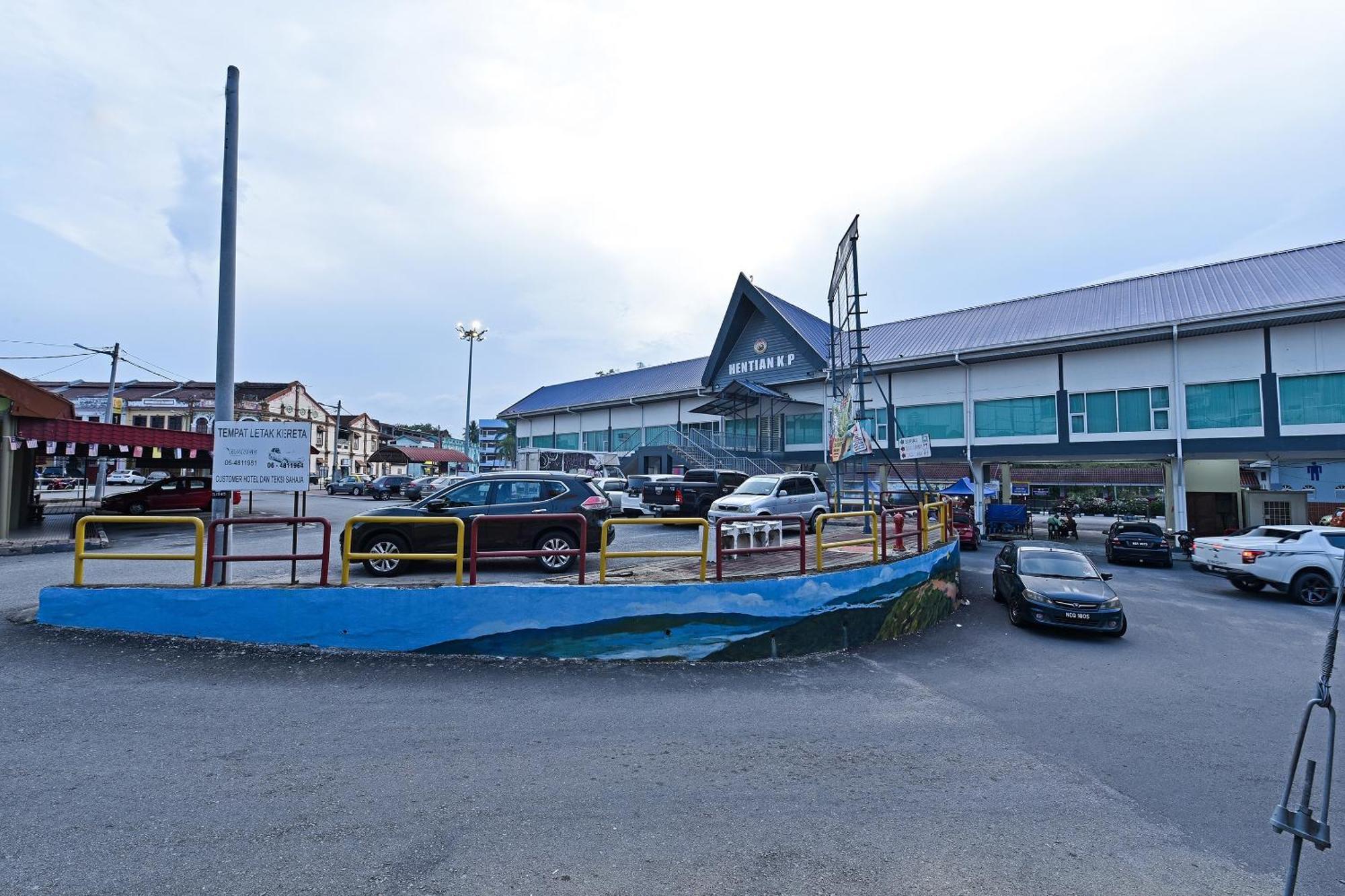 Super Oyo 992 Orange Hotel Kuala Pilah Εξωτερικό φωτογραφία